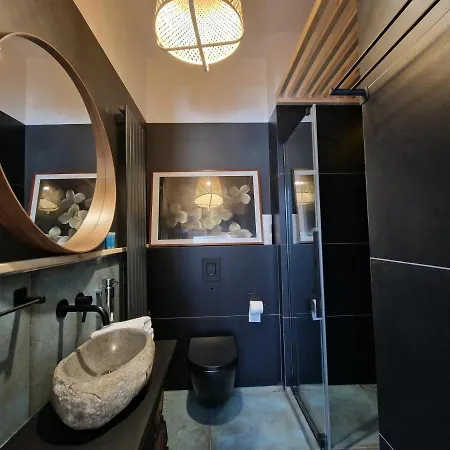 Live & Travel Waterlane Vintage *