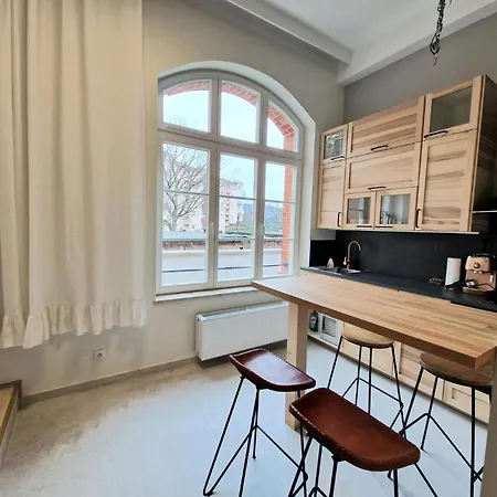 Live & Travel Waterlane Vintage * Gdańsk