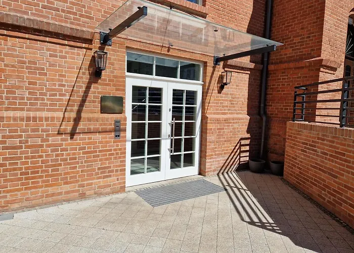 Live & Travel Waterlane Vintage شقة